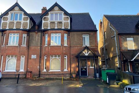 12 Beech House Road, Croydon, CR0 1JP