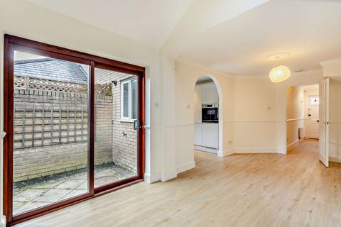 3 bedroom terraced house to rent, Cambridge Place, Cambridge, Cambridgeshire, CB2