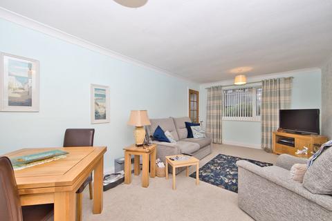 16 Friars Way, Dover, CT16 2DW