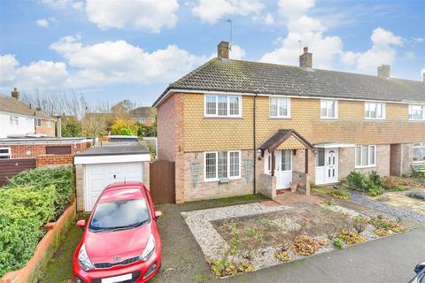 3 bedroom end of terrace house for sale, The Derings, Lydd, Romney Marsh, Kent