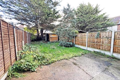 38 Talbot Road, Dagenham, RM9 6HR
