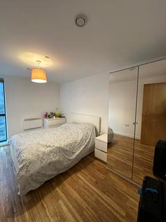 2 bedroom flat to rent - Aire, Cross Green Lane, LS9