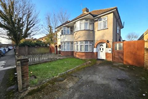 3 bedroom semi-detached house for sale, Croyde Avenue, Hayes, Greater London, UB3