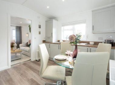 Tingdene Cosgrove On Willow Dining Qv20ctadnnuf2o1