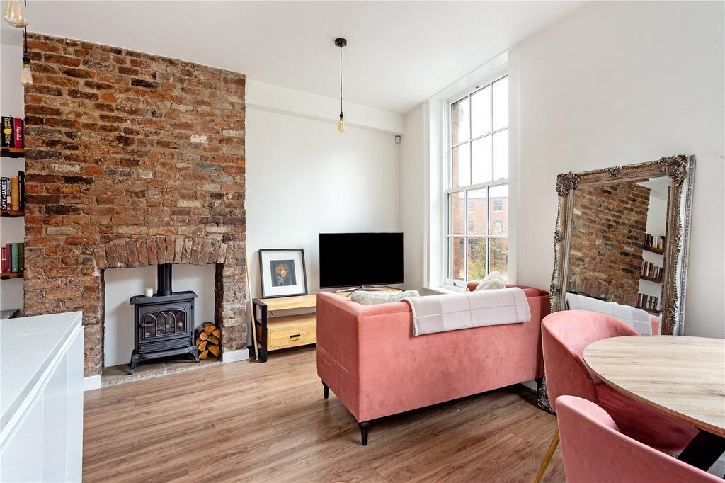Punchbowl, 83 Chapel Street, Salford, Greater Manchester, M3 - View 2