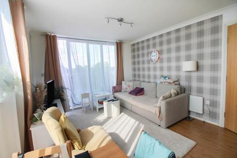 2 bedroom apartment for sale, Bath Road, Slough