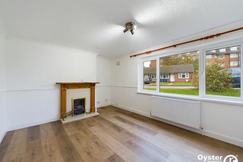East Crescent, London, N11