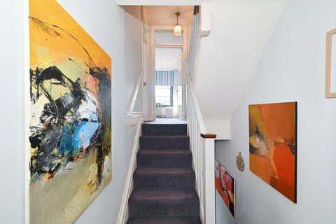 2 Aston Street, London, E14 7NF