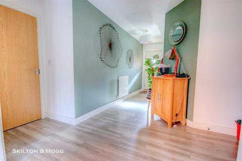 25 Abbotsbury Drive, Daventry, NN11 2LB