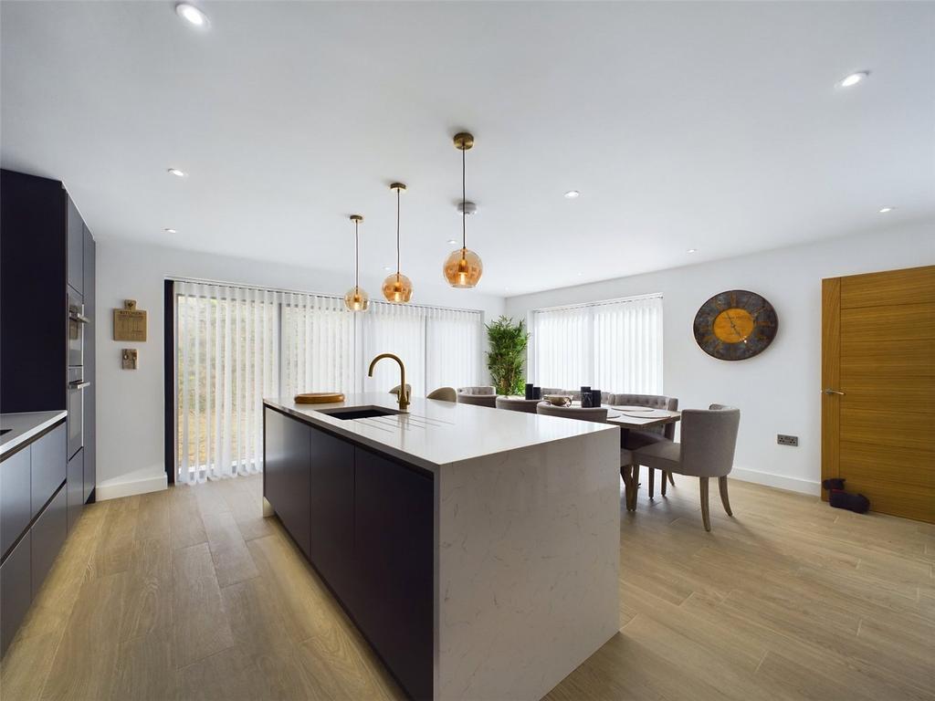 Plot 5