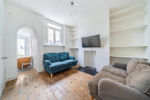2 bedroom flat to rent - Delorme Street London W6