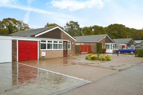 3 bedroom bungalow for sale, Clacton-on-Sea CO16