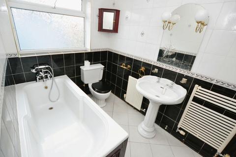 3 bedroom bungalow for sale, Clacton-on-Sea CO16