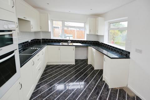 3 Clare Way, Clacton-on-sea, CO16 8BX