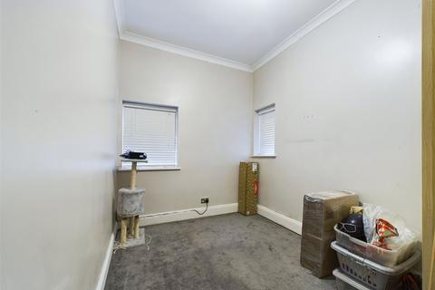 Flat 2, Repton House Frances Road, Bournemouth, BH1 3SA