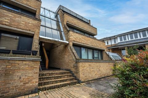 69 Manor Place, Cambridge, CB1 1LJ