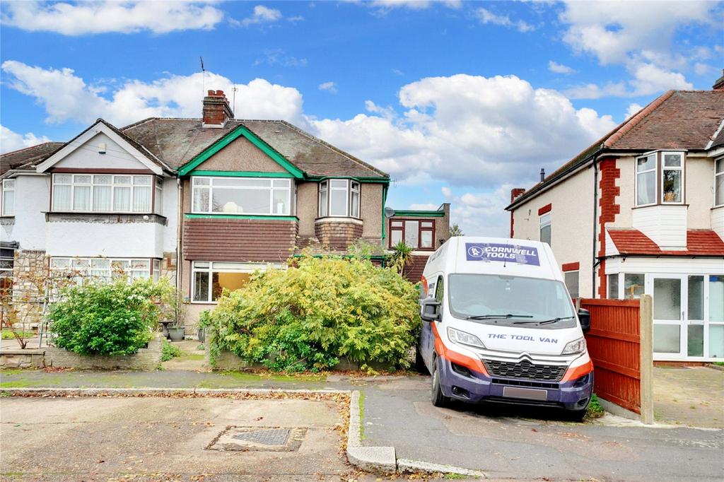 Cambridge Gardens, Enfield, EN1 5 bed semidetached house for sale £