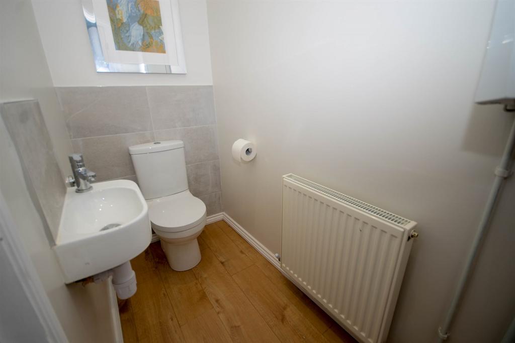 Grond Floor Toilet