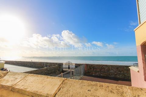 2 bedroom flat for sale, Millennium Court, La Greve D'azette, St. Clement, Jersey. JE2 6GR