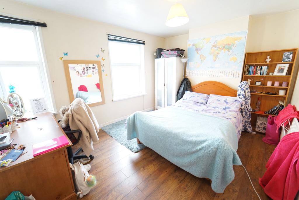 Bedroom 6