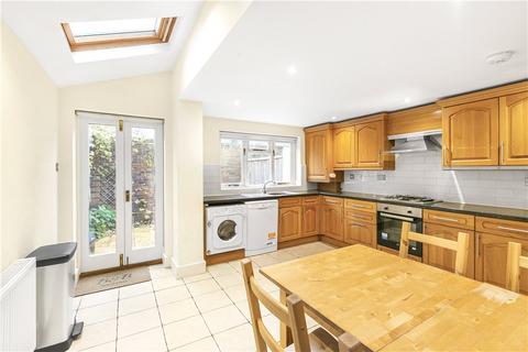 3 bedroom terraced house to rent, Candahar Road, London, SW11