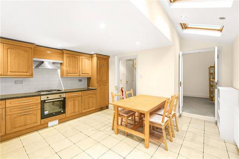 3 bedroom terraced house to rent, Candahar Road, London, SW11