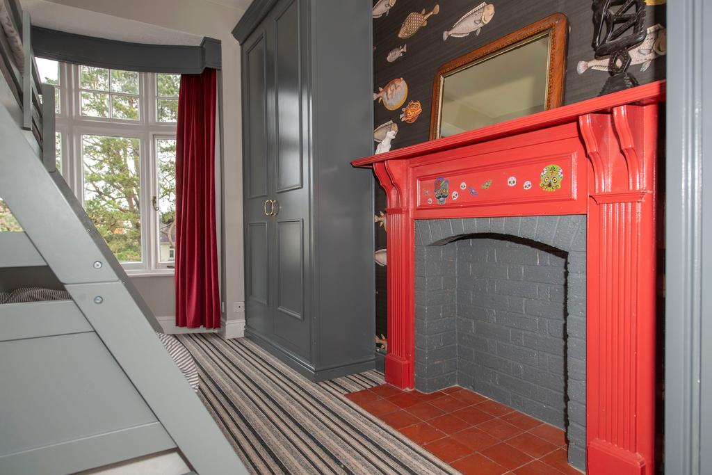 111123 Eight Brynfield Road Langland 095.jpg