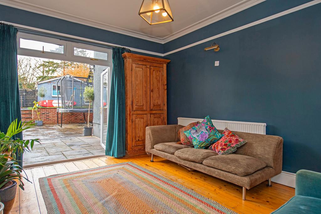 111123 Eight Brynfield Road Langland 021.jpg