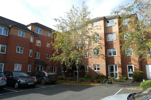 1 bedroom flat for sale, Spencer Court, Banbury, OX16 5EY