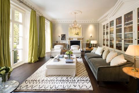 3 bedroom apartment to rent, Buckingham Gate, London, SW1E