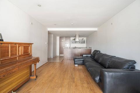 2 bedroom flat for sale, Finchley Road, West Hampstead, London, NW6