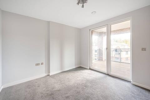 2 bedroom flat for sale - Goldfinch Court, Child's Hill, London, NW11