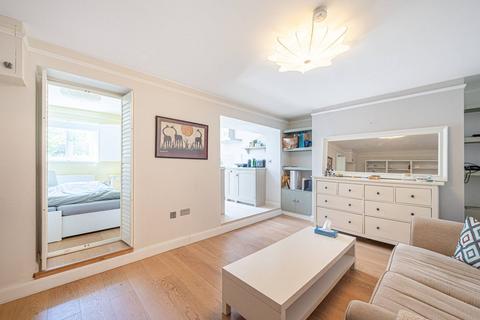 2 bedroom flat to rent, Narcissus Road, West Hampstead, London, NW6