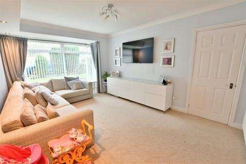 3 bedroom semi-detached house for sale - Sherburn Park Drive, Rowlands Gill
