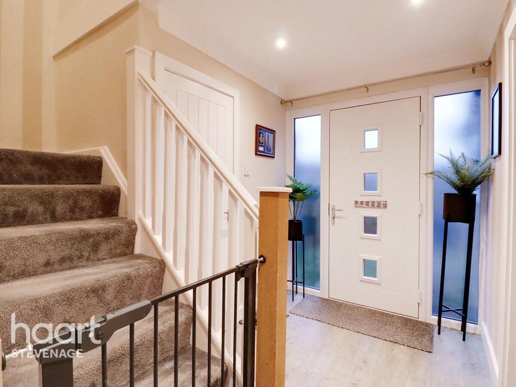 Lonsdale Road, Stevenage 3 bed end of terrace house for sale £375,000