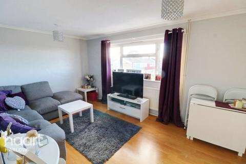 28 Radburn Close, Harlow, CM18 7ED