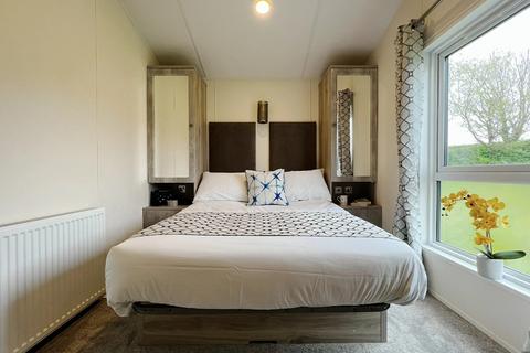 2 bedroom lodge for sale, Fowey, Cornwall, PL23
