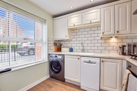 12 Ashford Drive, Appleton, Warrington, WA4 5GG