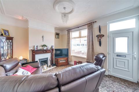 3 bedroom terraced house for sale, Aberford Road, Oulton, Leeds, West Yorkshire