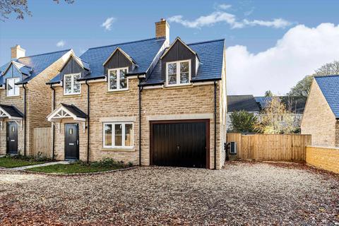 4 bedroom detached house for sale, Chipping Norton, Oxfordshire, OX7.