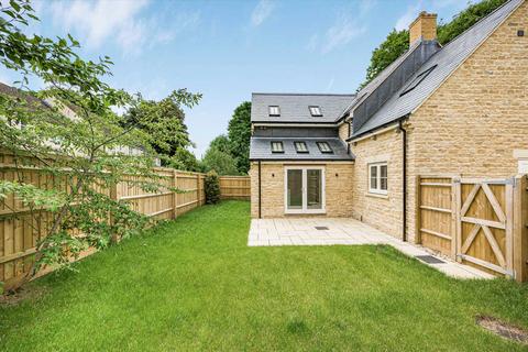 4 bedroom detached house for sale, Chipping Norton, Oxfordshire, OX7.