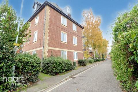 1 bedroom flat for sale, Chantry Court, Bury St Edmunds