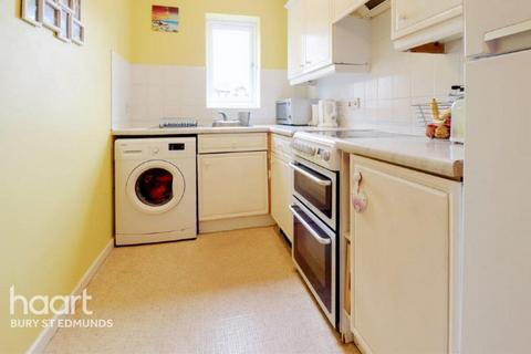 1 bedroom flat for sale, Chantry Court, Bury St Edmunds