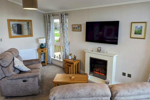 2 bedroom lodge for sale, 20 Buffalo Ridge, Moss Side FY8