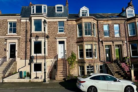 2 bedroom flat for sale, Northumberland Terrace, North Shields, NE30