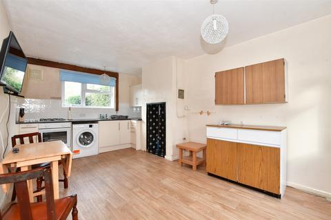 3 bedroom terraced house for sale - Coopers Close, Chigwell, Essex
