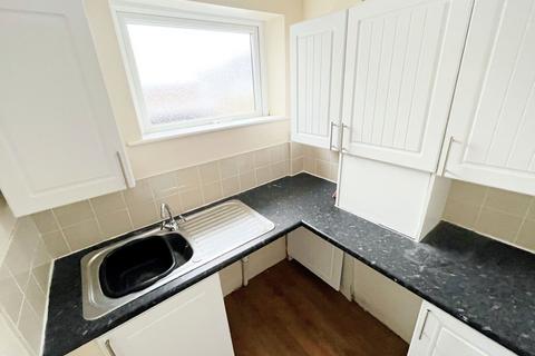3 bedroom semi-detached house for sale - Tedder Avenue, Thornaby, Stockton-on-Tees, Cleveland, TS17 9HY