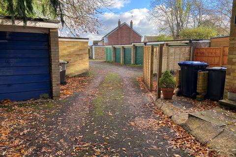 48 Arbour Close, Rugby, CV22 6EH