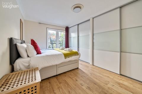 2 bedroom flat to rent, Norfolk Square, Brighton, East Sussex, BN1