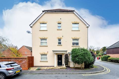 65 Benjamin Lane, Wexham, Slough, SL3 6AB